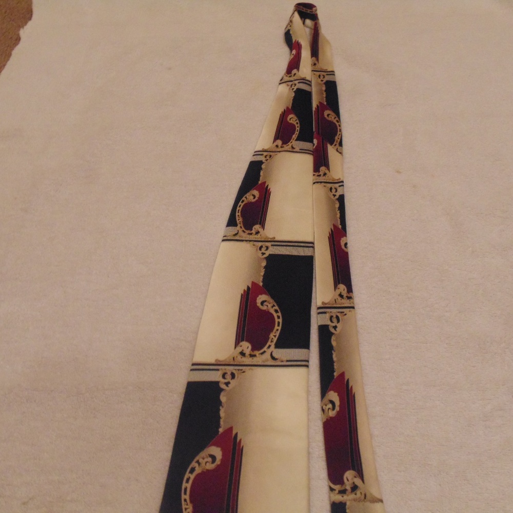 Neck Tie - Picture 2 of 4